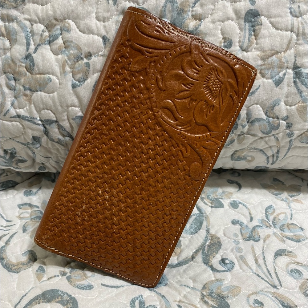 Patricia Nash Tan leather wallet